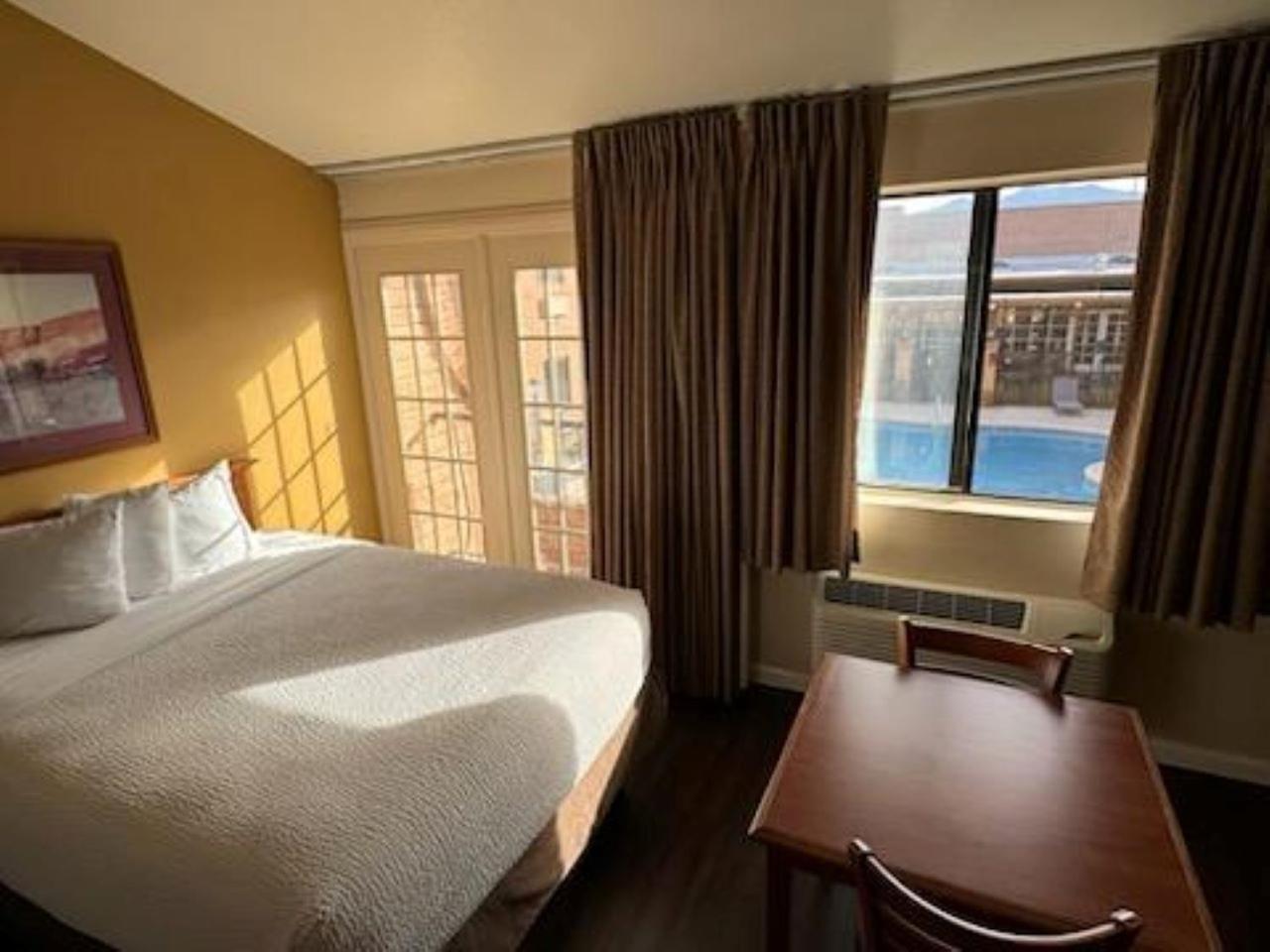 Clarion Inn سييرا فيستا المظهر الخارجي الصورة